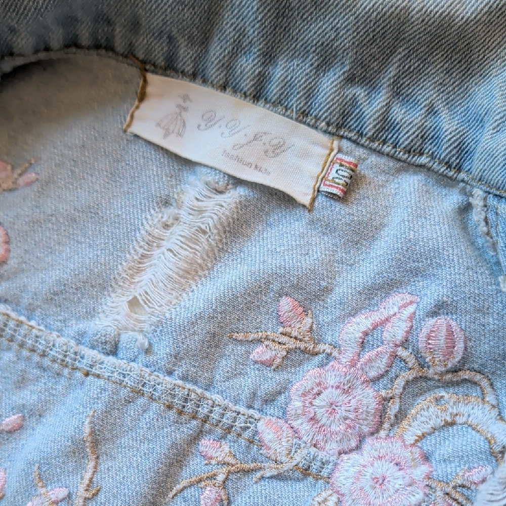 Embroidered Roses Jean Jacket - Picture 3 of 3